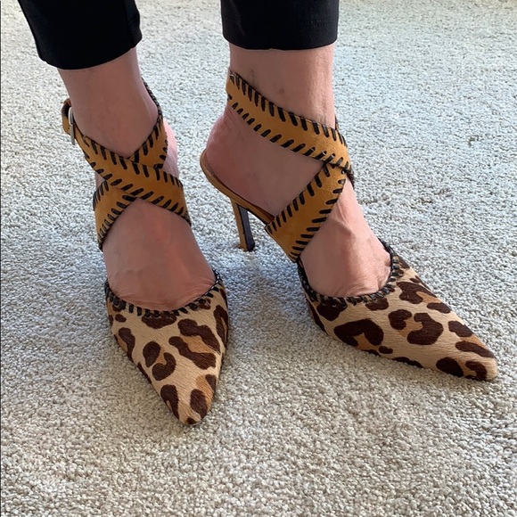 Simo Jourdan Pumps - Picture 2 of 4